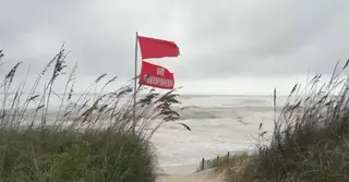 হ্যারিকেন এরিনের প্রভাবে বন্যার কবলে যুক্তরাষ্ট্রের নিউ জার্সি, জরুরি অবস্থা জারি